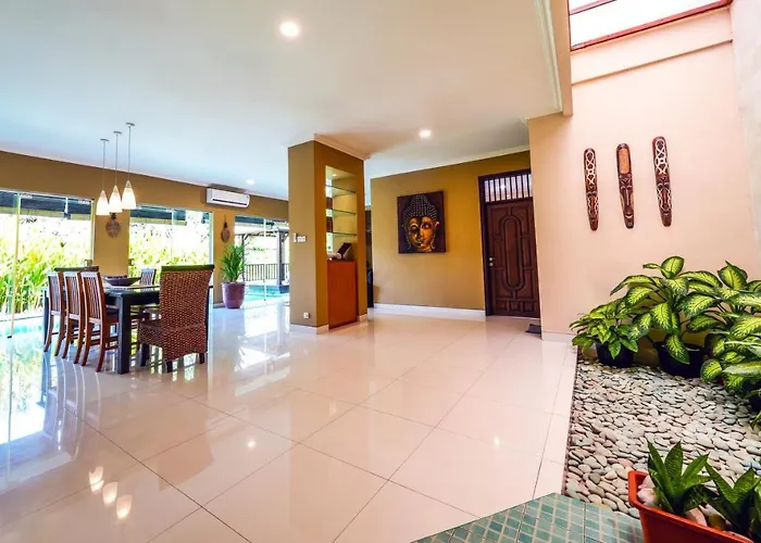 Logan - - 5 Bedroom - 3 Bathroom - Great Location * Kuta (Bali)