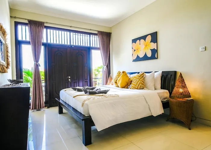 Logan - - 5 Bedroom - 3 Bathroom - Great Location *